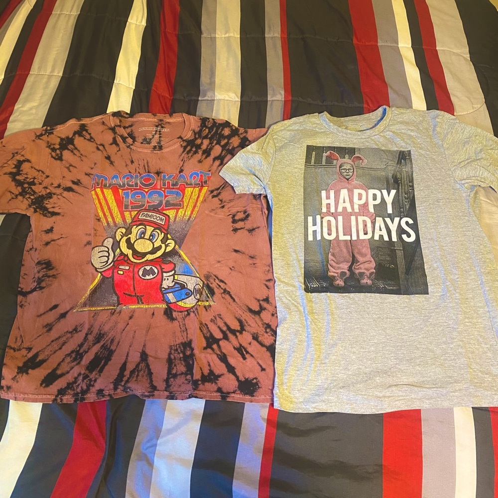Graphic T-shirt’s 2 for 1 deal